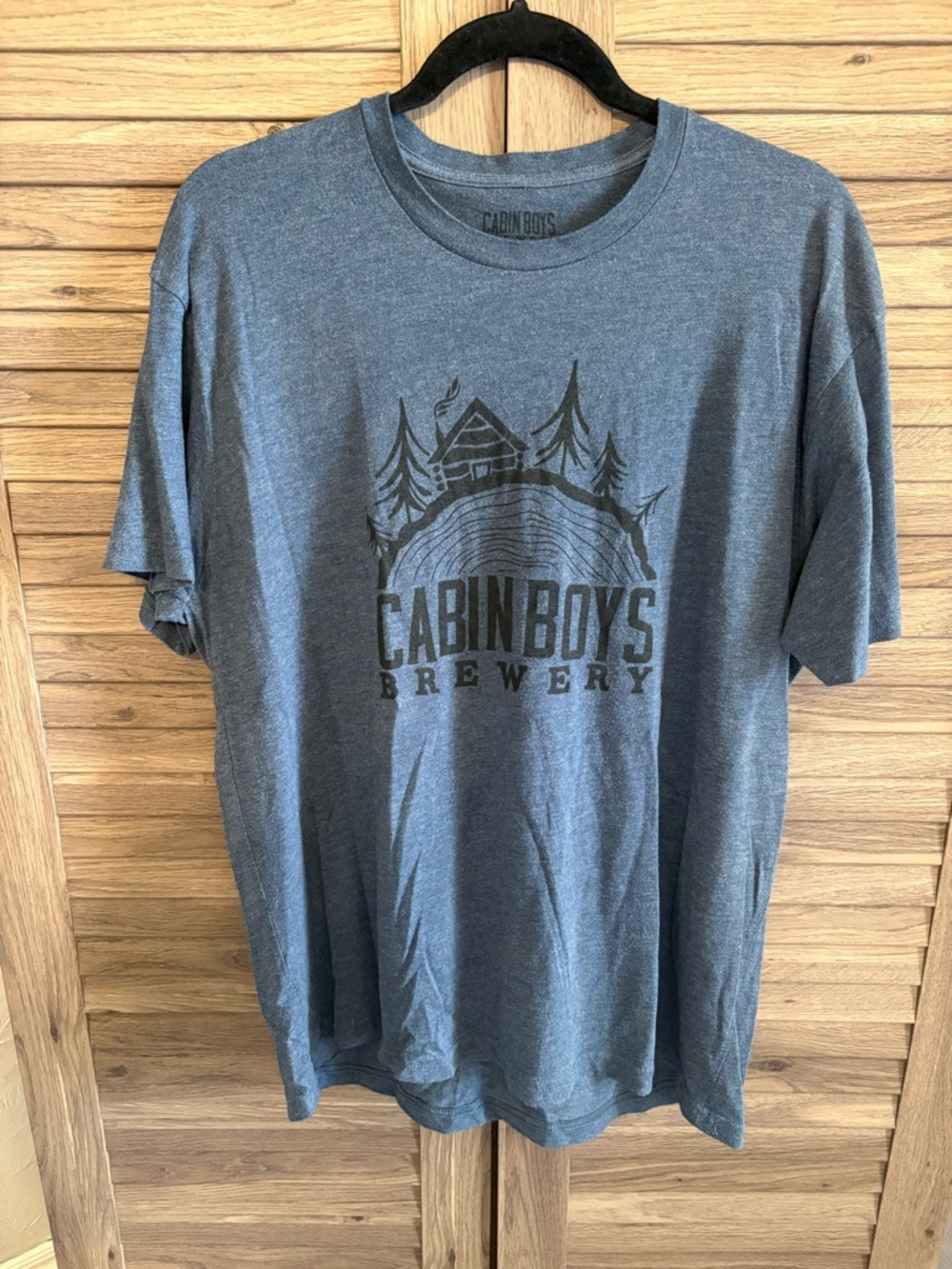 Men's Heather Navy Cabin Boys Brewing T-Shirt